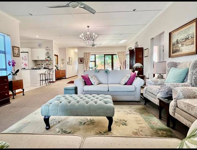 3 BEDROOM HOUSE FOR SALE IN STILBAAI-WES